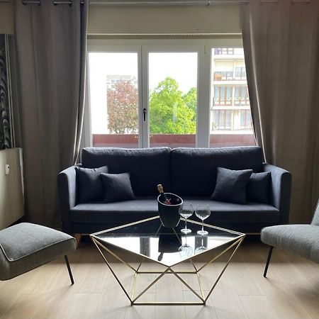 Appartement De Charme Au Pied De La Basilique Saint Remi Reims Luaran gambar